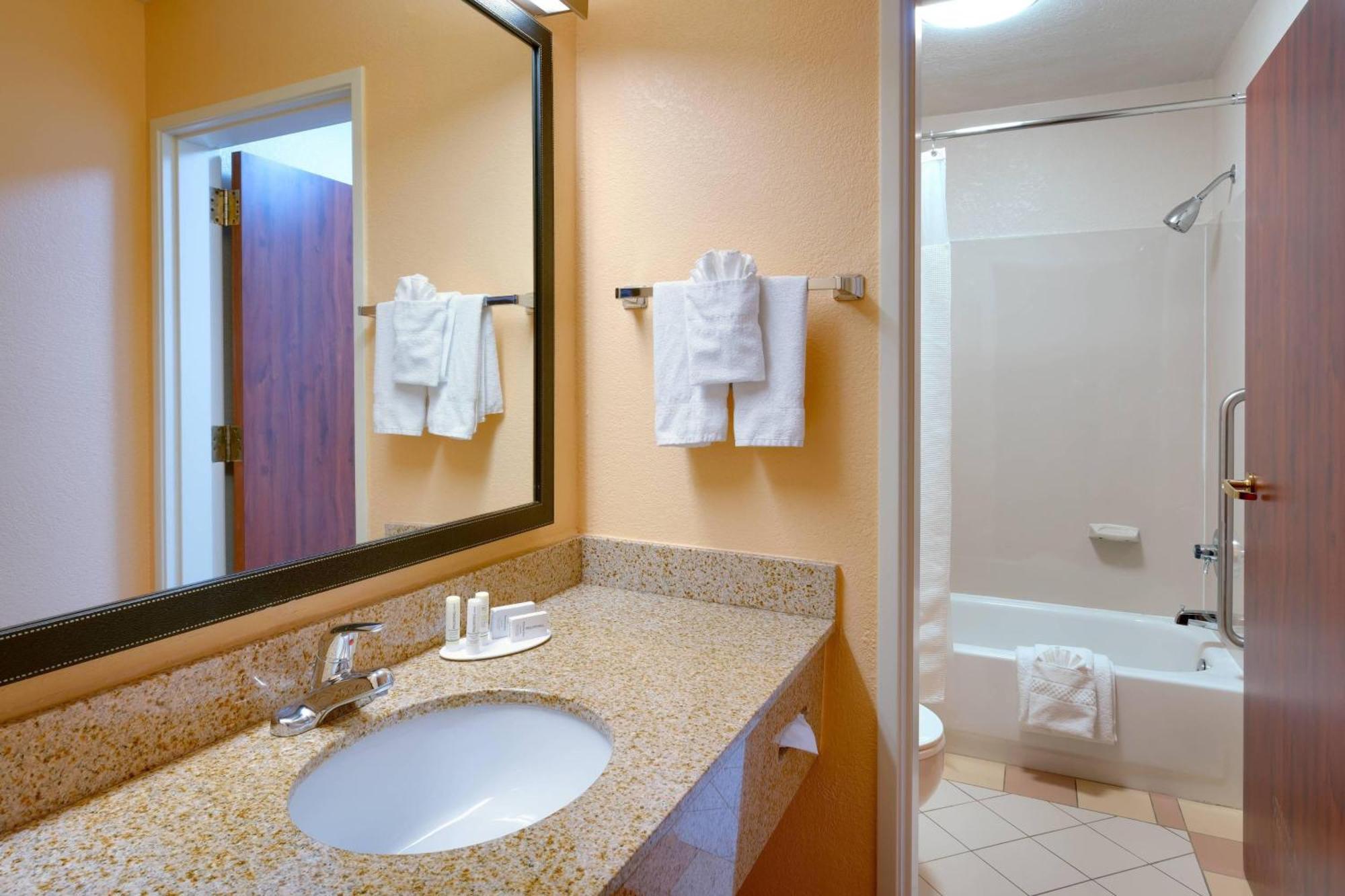 Fairfield Inn By Marriott Provo Exterior foto